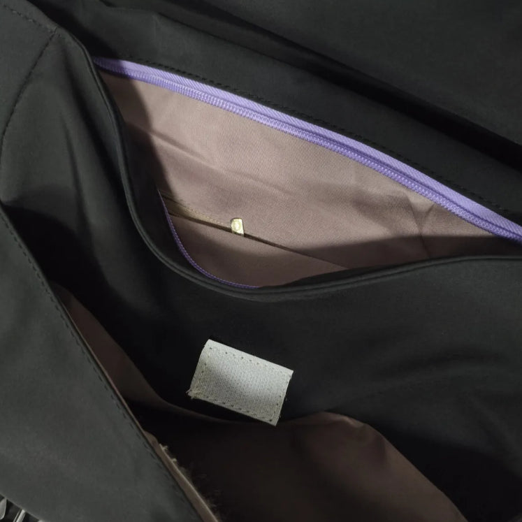 Adjustable Backpack with Both Shoulders and One Shoulder